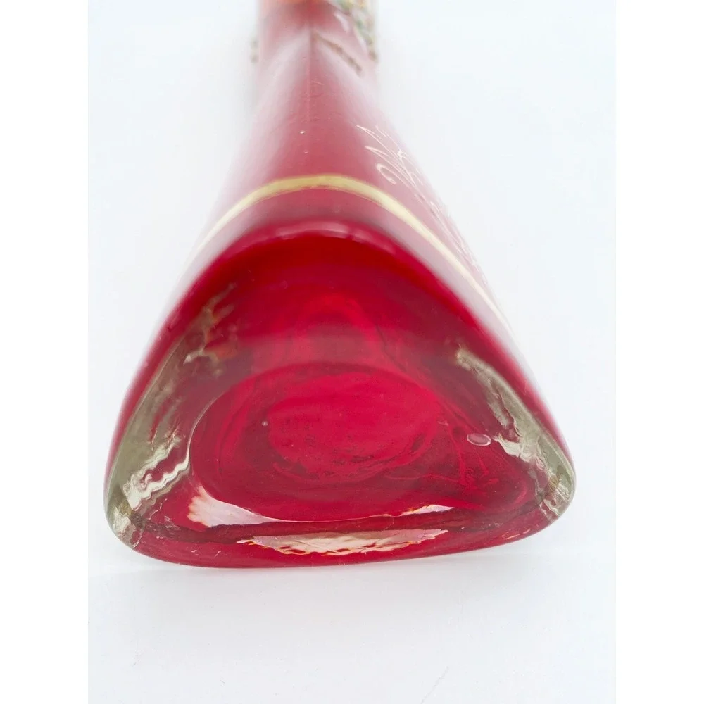 The Unbranded Brand ruby red